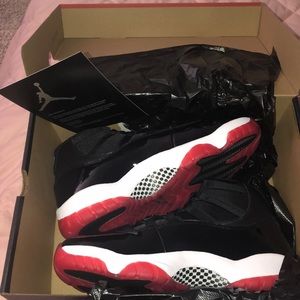 Jordan 11s
